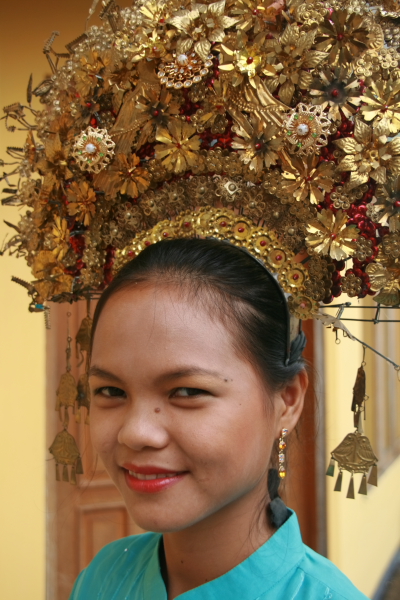 jane with padang costume.JPG